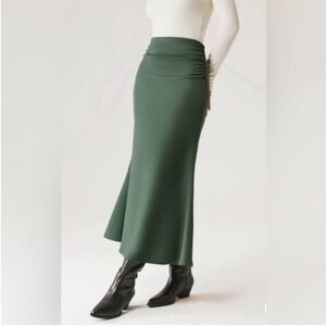 NWT -Moss Size S Petite